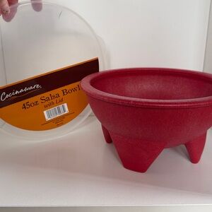 Cocinaware 45 oz Red Salsa Bowl with Lid - Brand New - Party - Chips and Dip